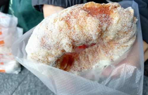 台北ドーナツ「脆皮鮮奶甜甜圈」プレーン味