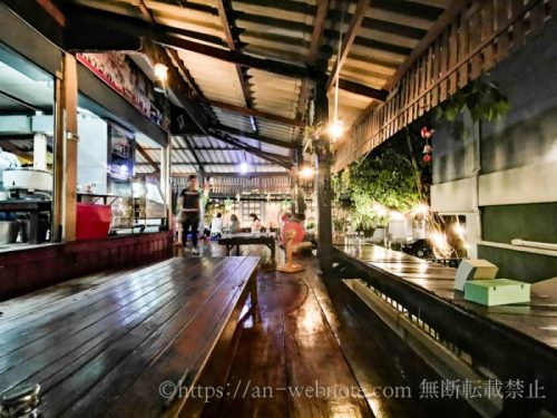 チェンマイ旅行　タイ旅行　夫婦旅行　海外旅行　観光地　観光スポット　東南アジア　ナイトマーケット　食事　レストラン　タイ料理　おすすめ