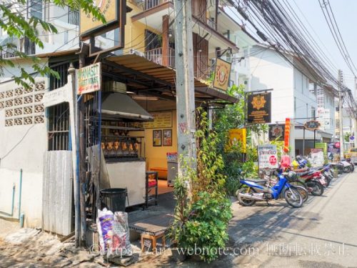 タイ　チェンマイ旅行　海外旅行　ニマンヘミン　旧市街　SPチキン　ガイヤーン　ソムタム　トムヤムクン